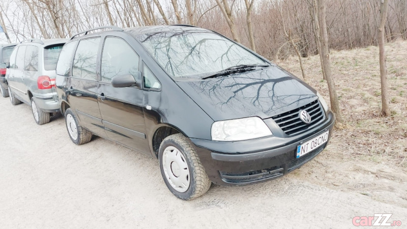 Volkswagen Sharan Mașini de vânzare • CarZZ.ro
