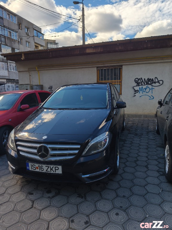 MERCEDES-BENZ Unknown Model 2013