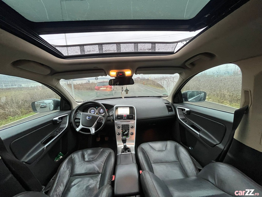 VOLVO XC60 2011 — imagine 6