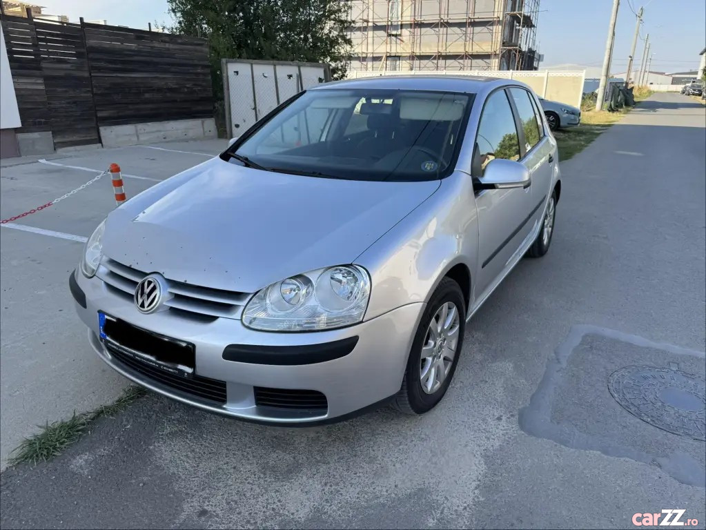 VOLKSWAGEN Golf 2004