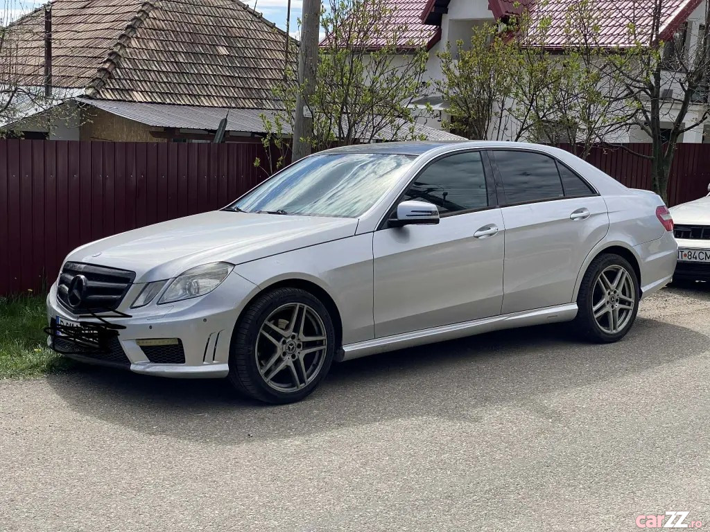 MERCEDES-BENZ Unknown Model 2011