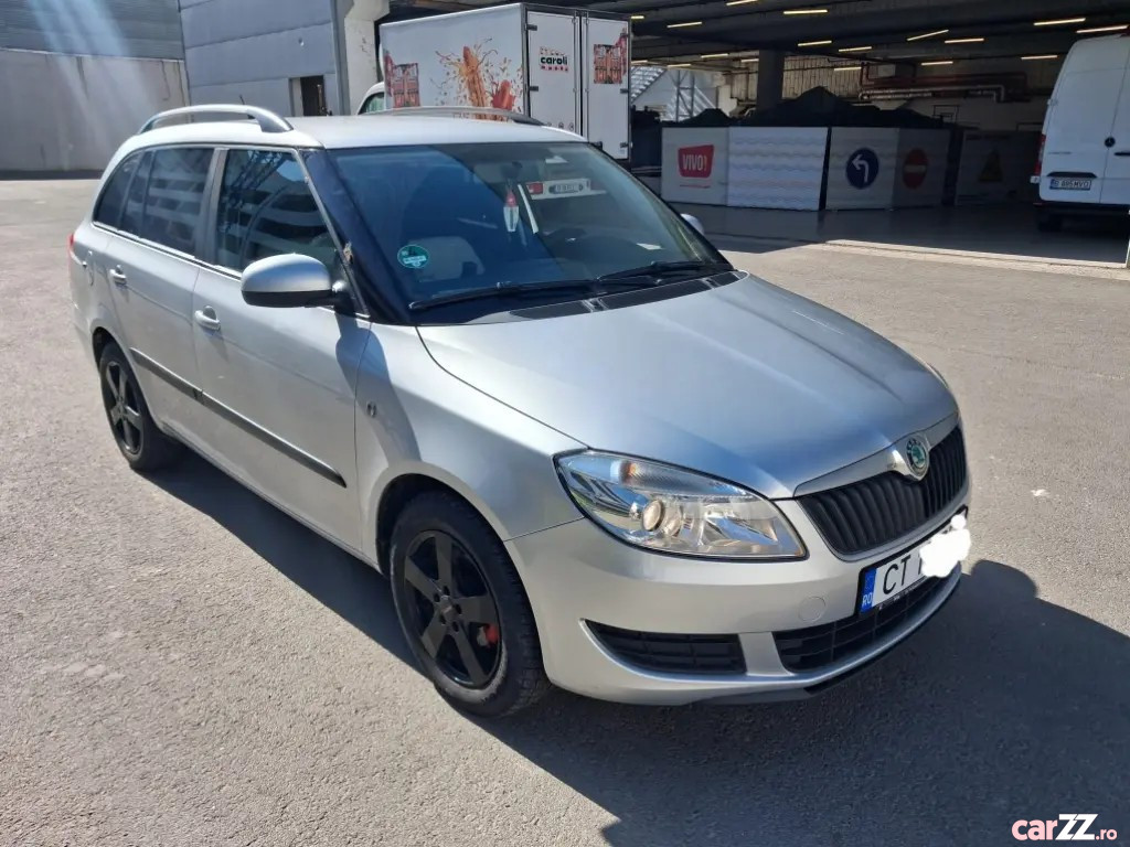 SKODA Fabia 2011