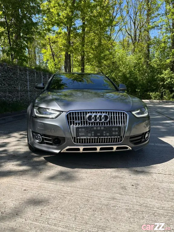 AUDI A4 2015