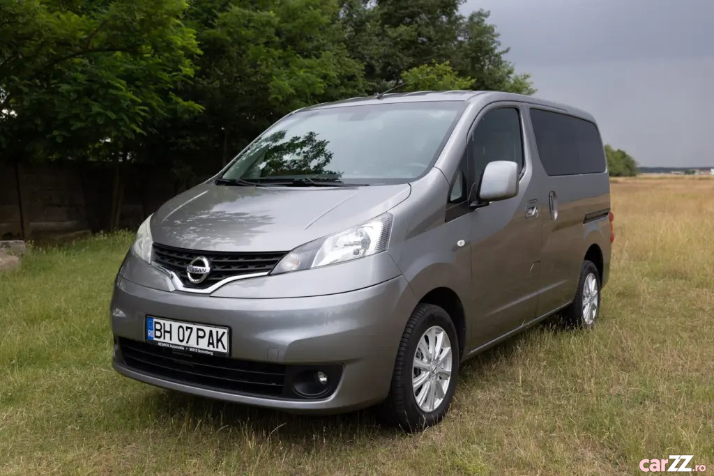 NISSAN NV200 2013