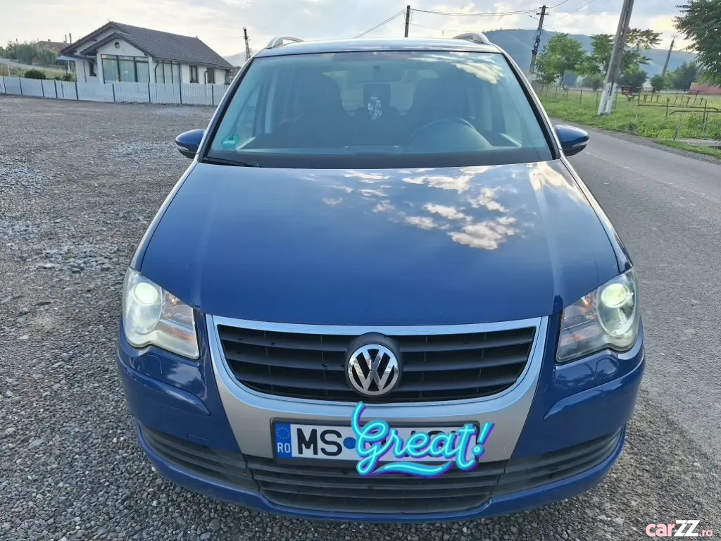 VOLKSWAGEN Touran 2010 — imagine 10