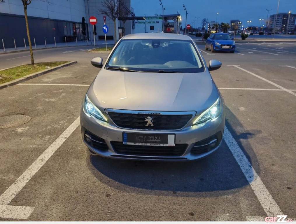 PEUGEOT 308