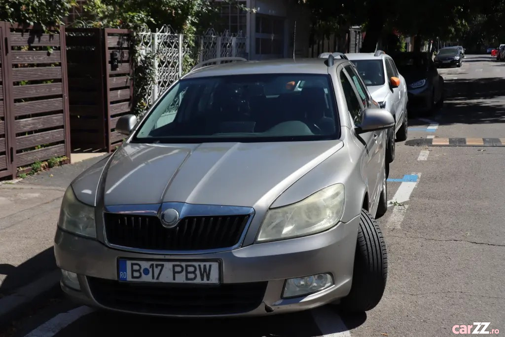 SKODA Octavia 2009 — imagine 12