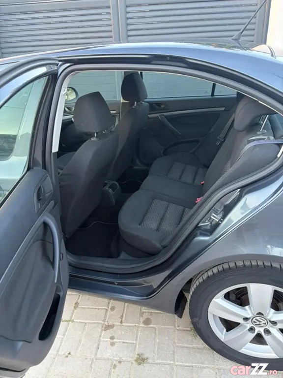 SKODA Octavia 2012 — imagine 12