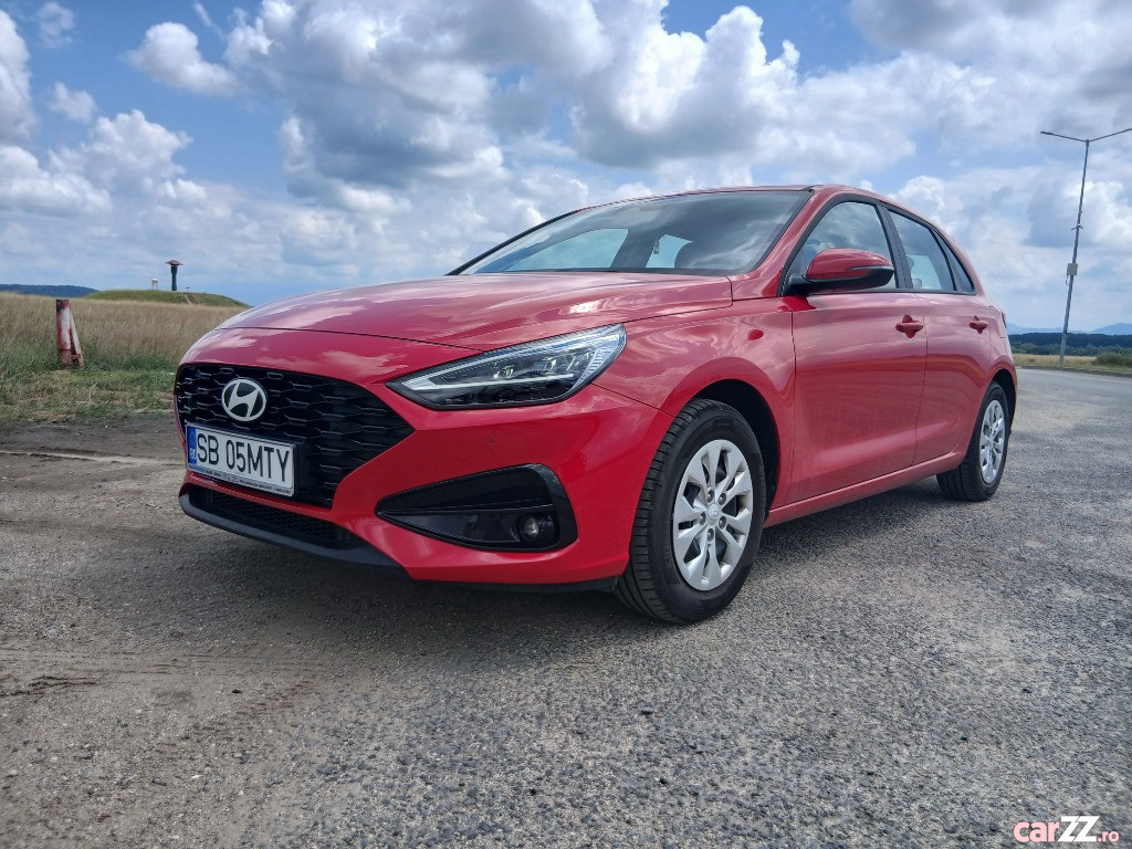HYUNDAI i30 2024 — imagine 5