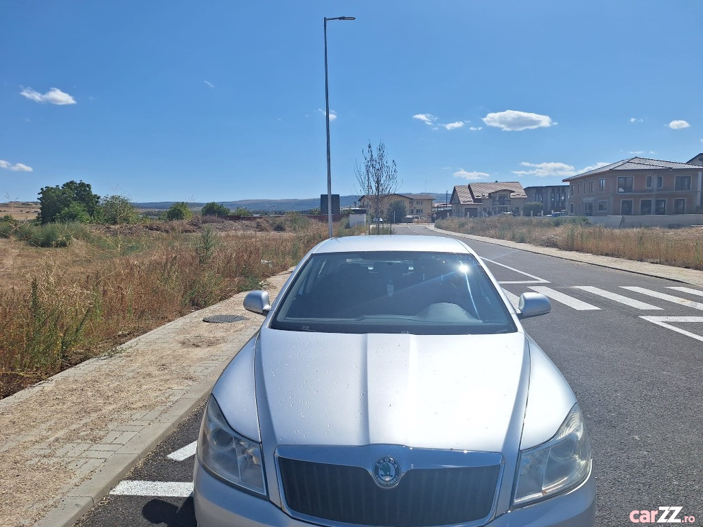 SKODA Octavia 2012 — imagine 9