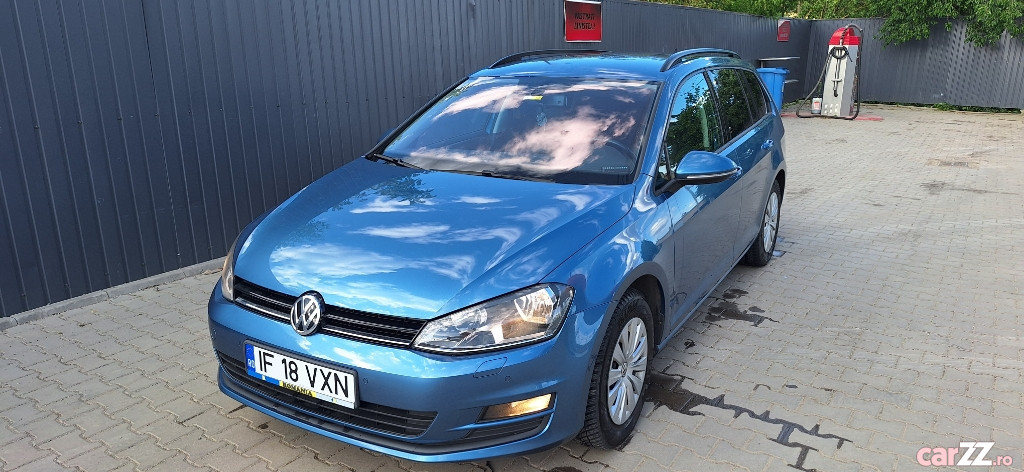 VOLKSWAGEN Golf 2015