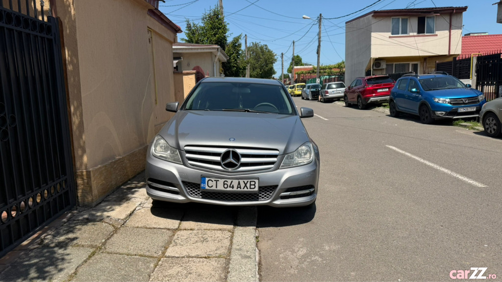 MERCEDES-BENZ Unknown Model 2013