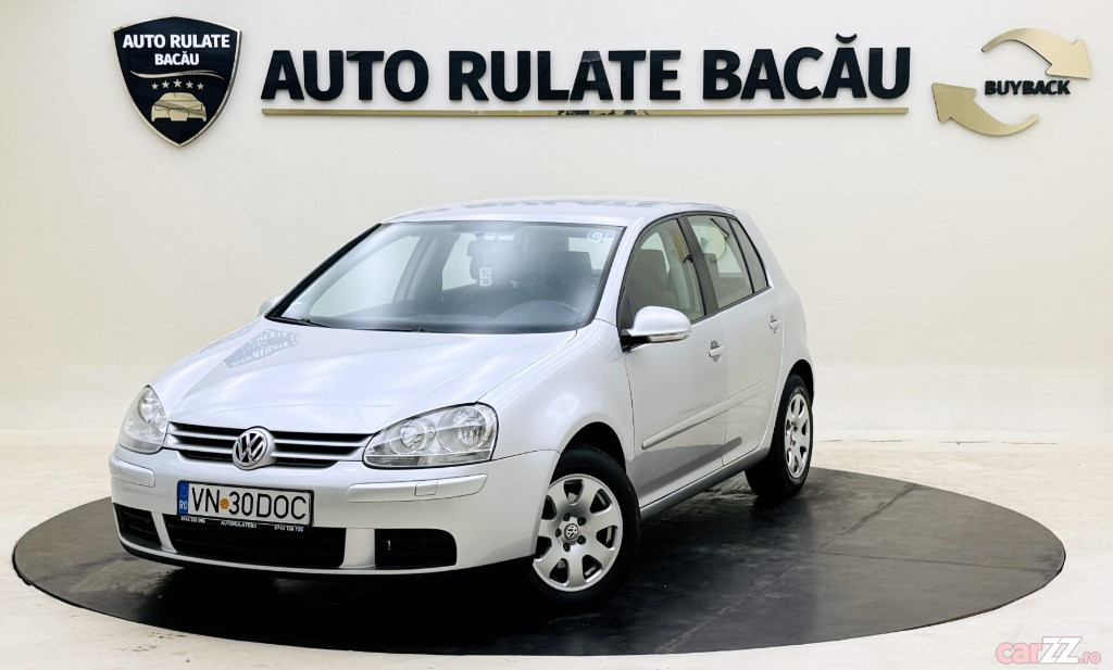 VOLKSWAGEN Golf 2005