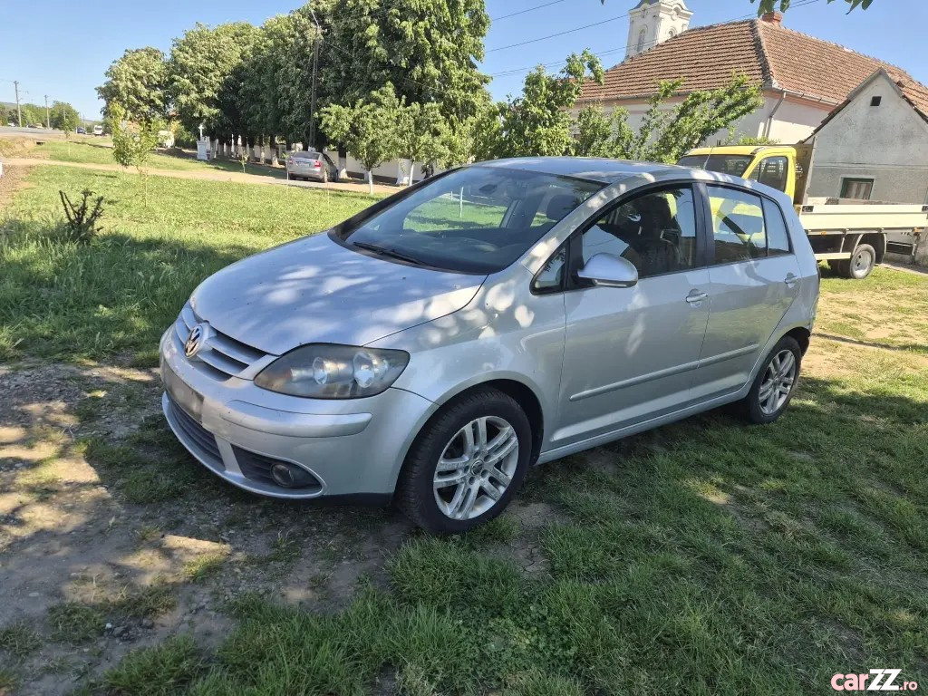 VOLKSWAGEN Golf Plus
