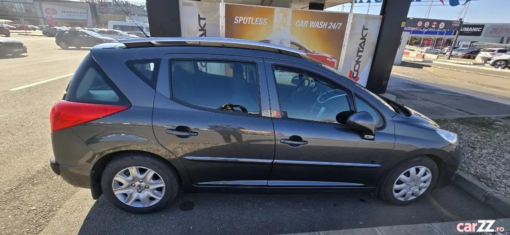 PEUGEOT 207 2012