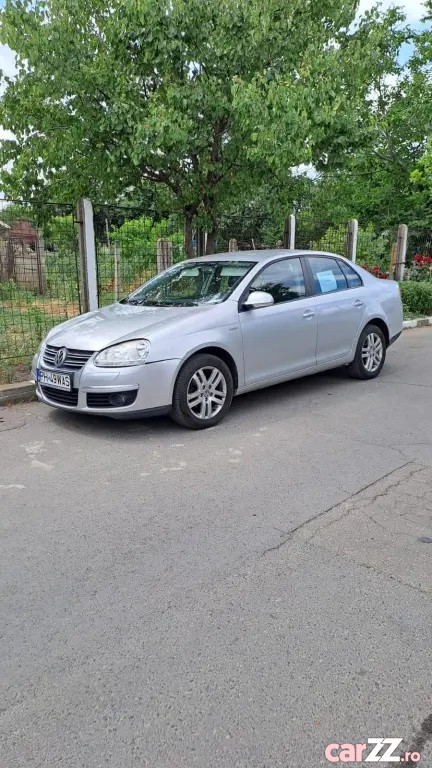 VOLKSWAGEN Jetta 2010