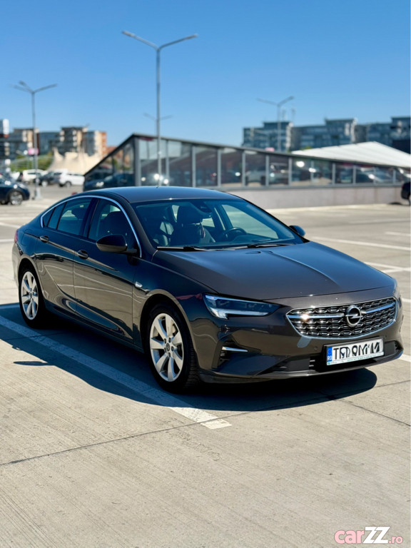 OPEL Insignia 2021