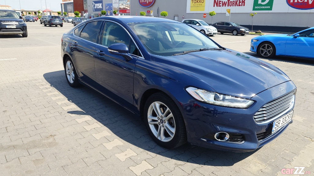 FORD Mondeo 2018 — imagine 10