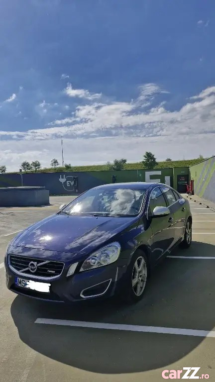 VOLVO S60 2012 — imagine 33