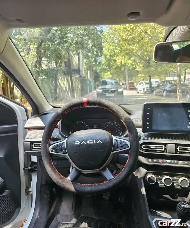 DACIA Logan 2023 — imagine 3