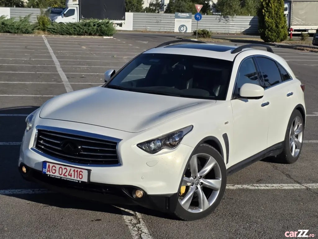 INFINITI Unknown Model