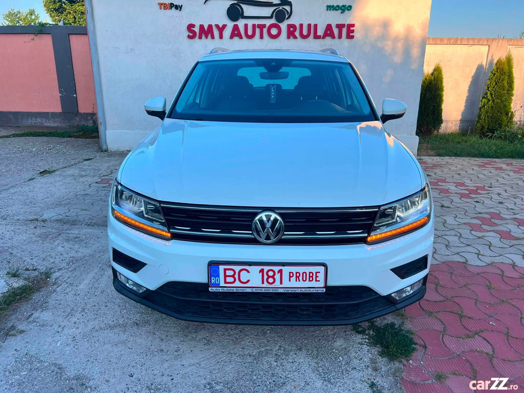VOLKSWAGEN Tiguan