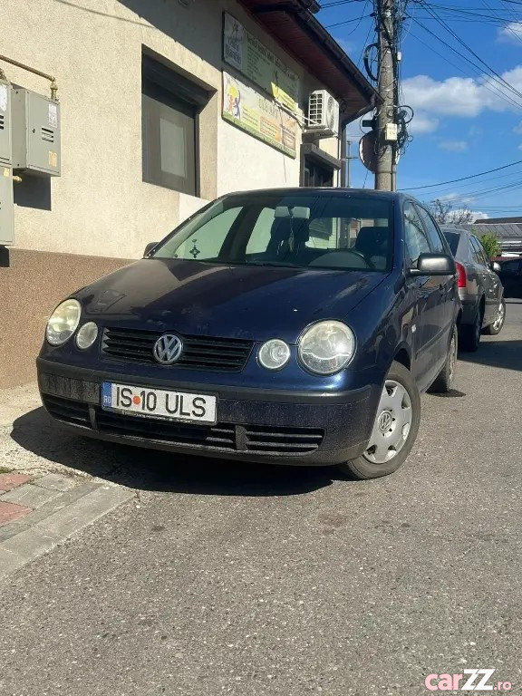 VOLKSWAGEN Polo 2003