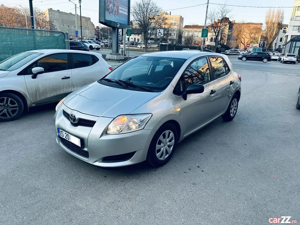 TOYOTA Auris 2008