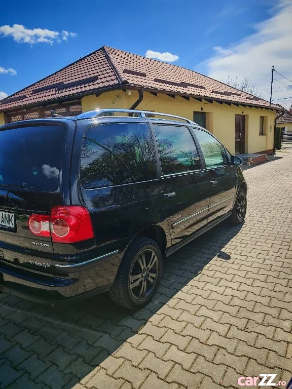 VOLKSWAGEN Sharan 2008