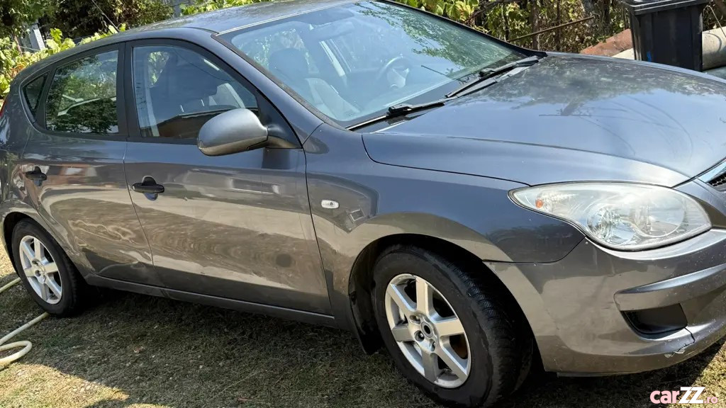 HYUNDAI i30 2008