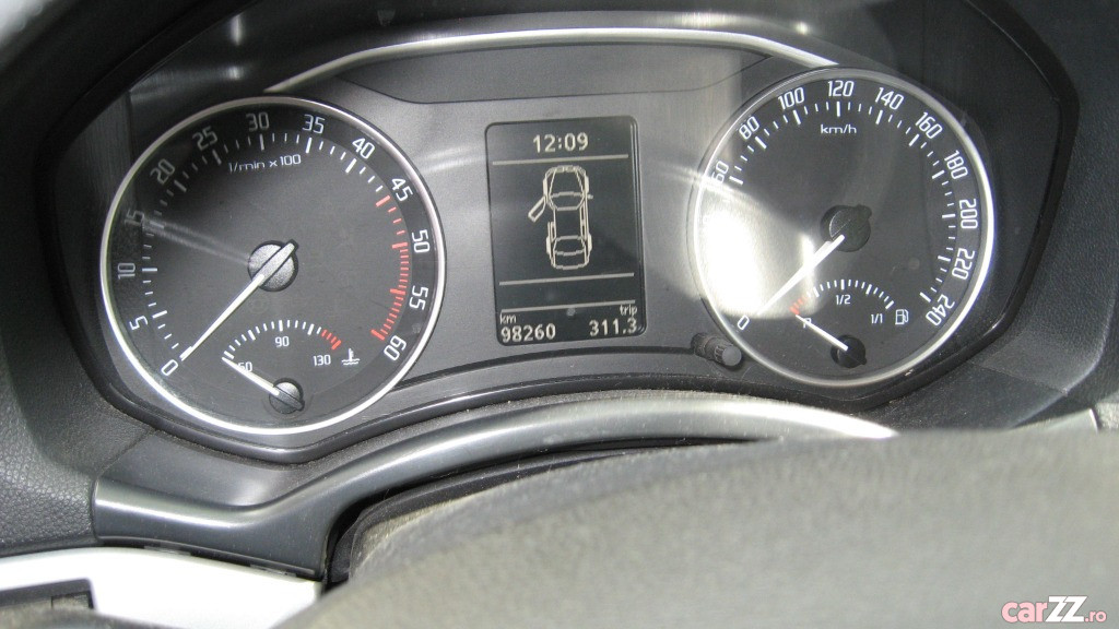 SKODA Octavia 2009 — imagine 10