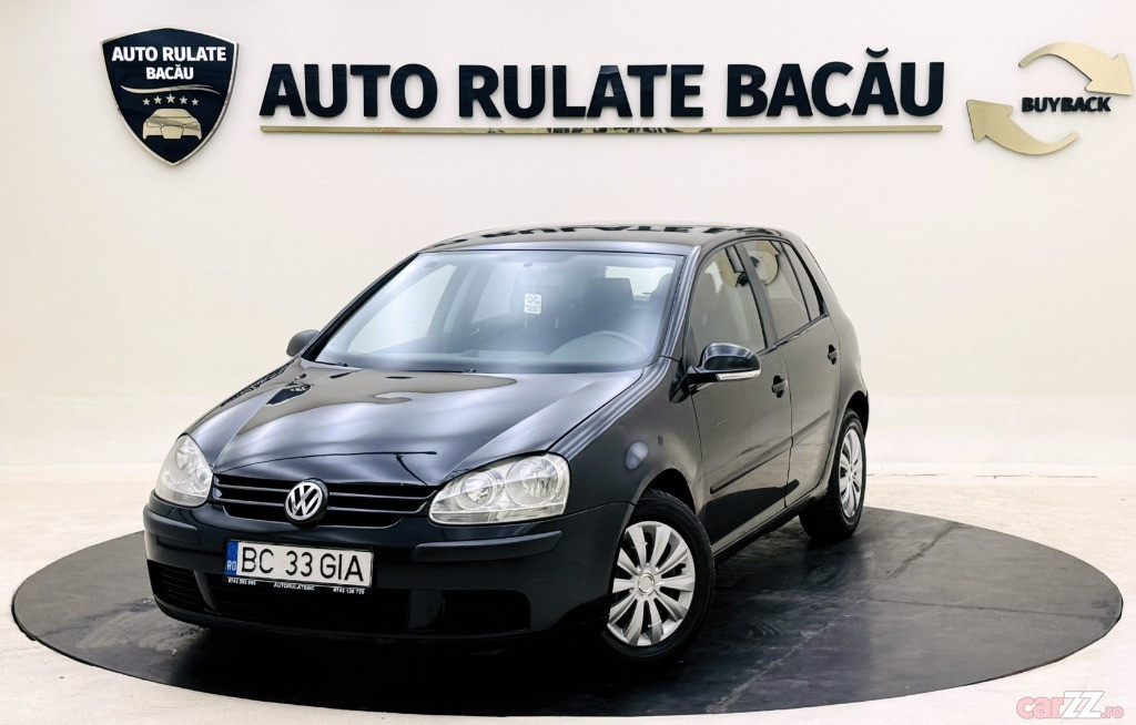 VOLKSWAGEN Golf 2005