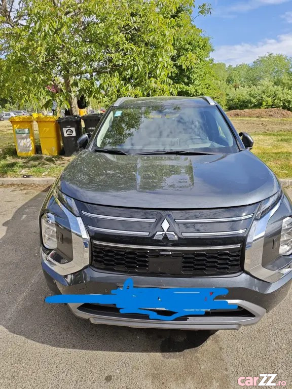 MITSUBISHI Outlander 2025 — imagine 10