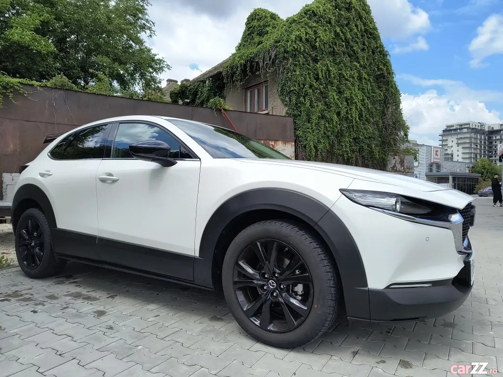 MAZDA CX-30