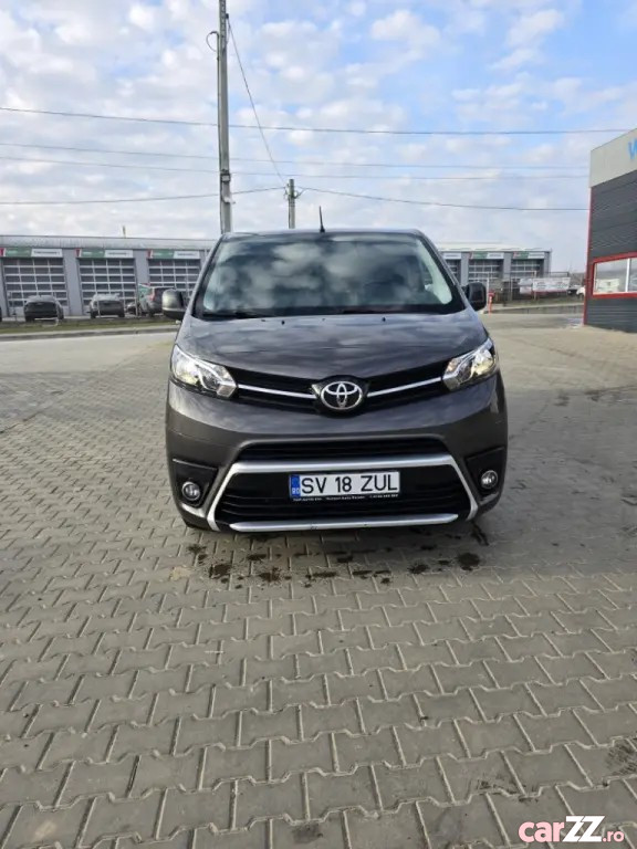 TOYOTA Proace