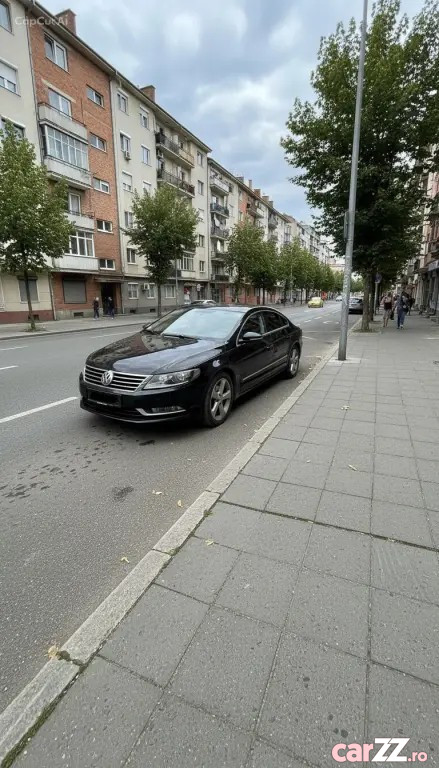 VOLKSWAGEN Passat 2013