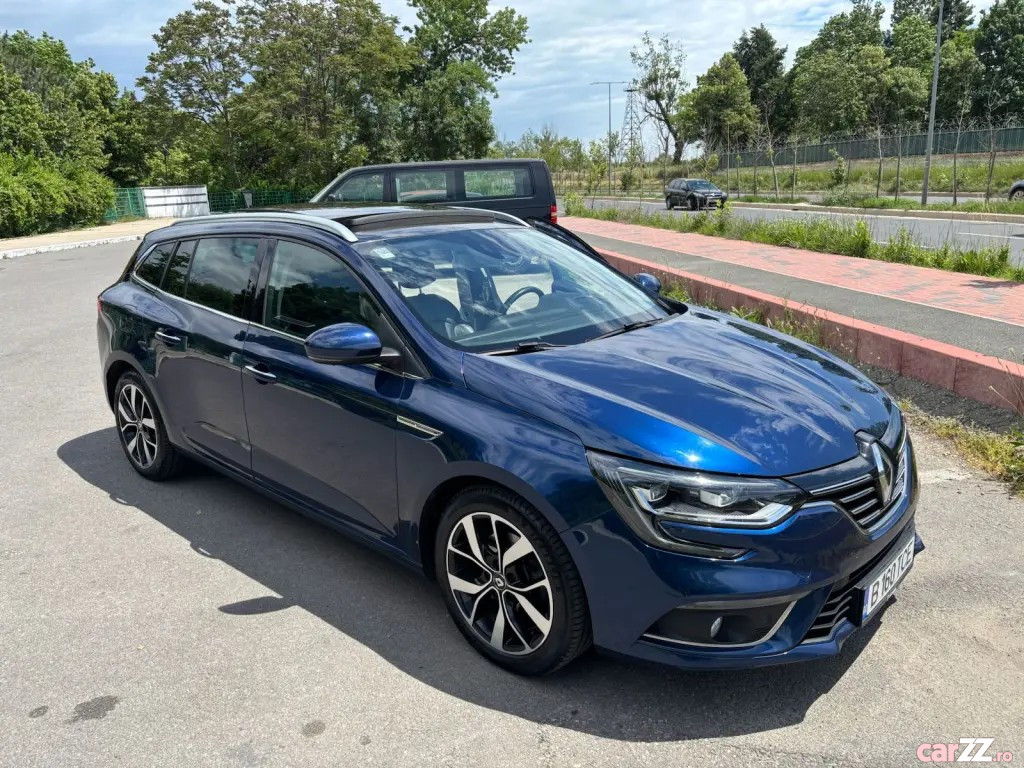 RENAULT Megane 2019