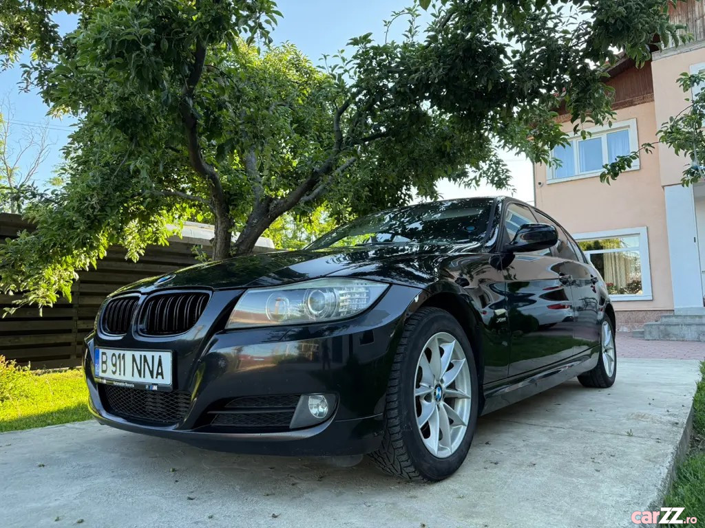 BMW 3 Series 2010