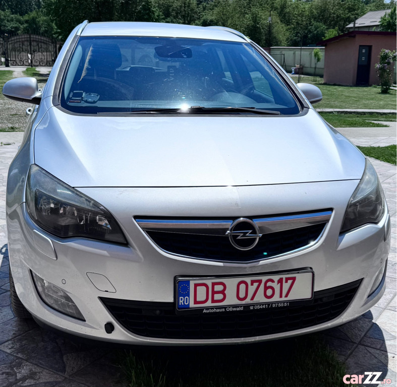 OPEL Astra 2011 — imagine 9