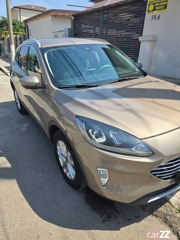 FORD Kuga 2020 — imagine 7