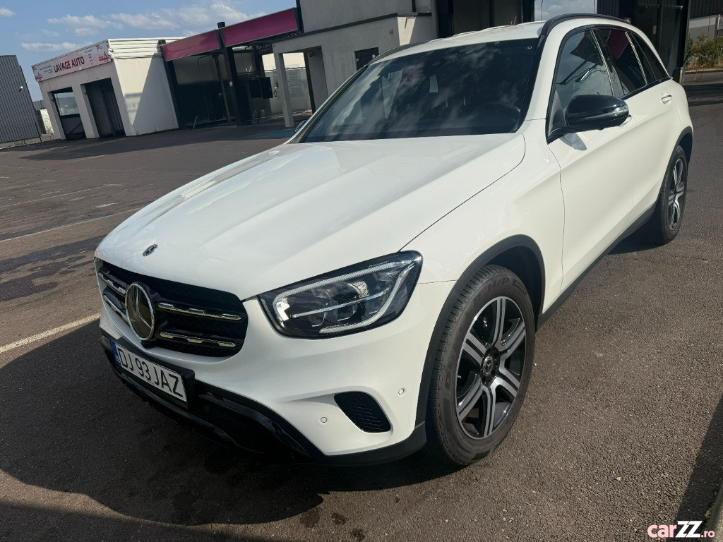 MERCEDES-BENZ GLC