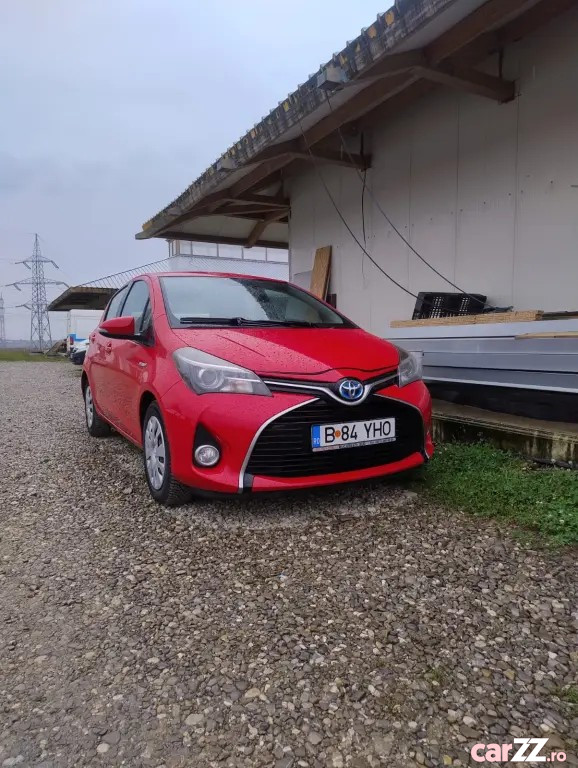TOYOTA Yaris