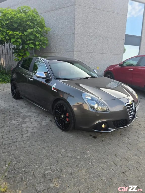 ALFA ROMEO Giulietta 2011 — imagine 1