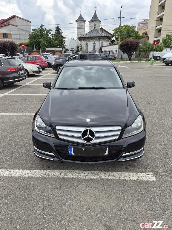 MERCEDES-BENZ Unknown Model 2013
