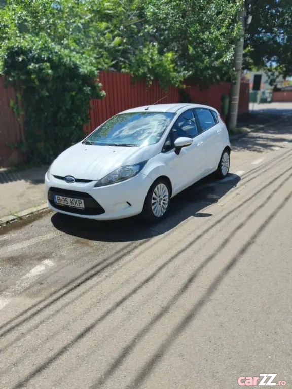 FORD Fiesta 2012