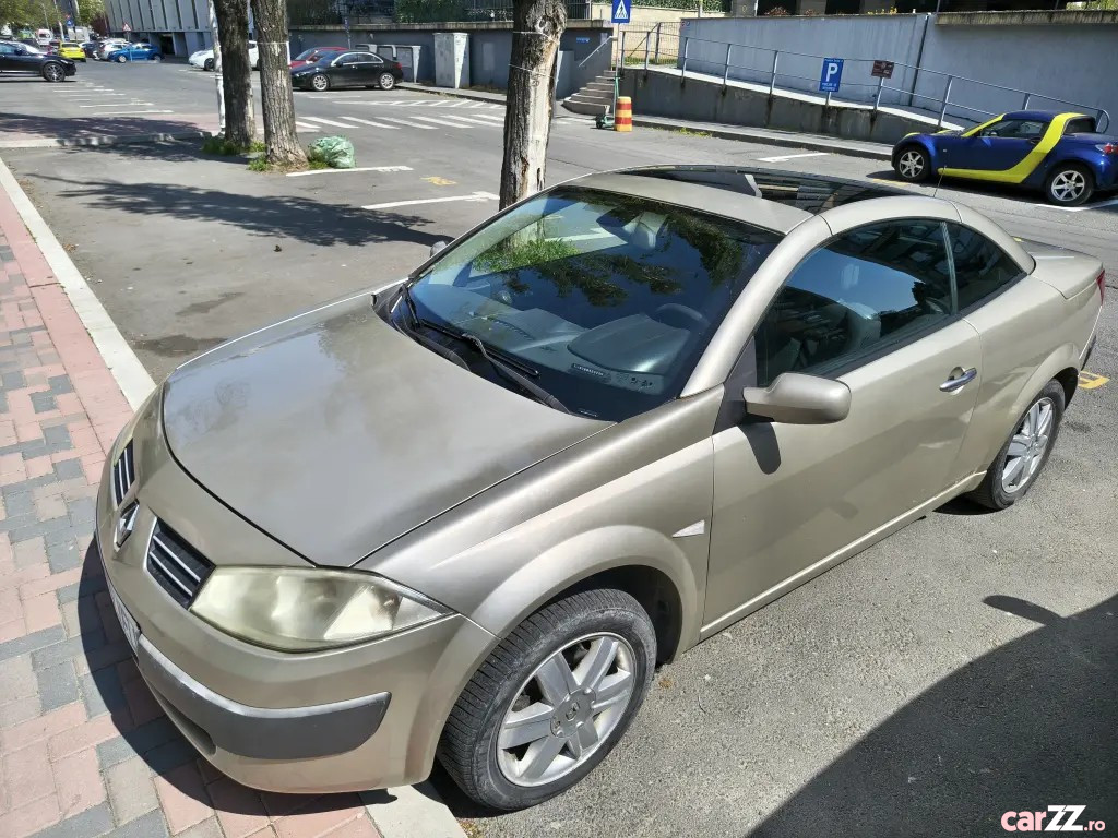 RENAULT Megane 2004