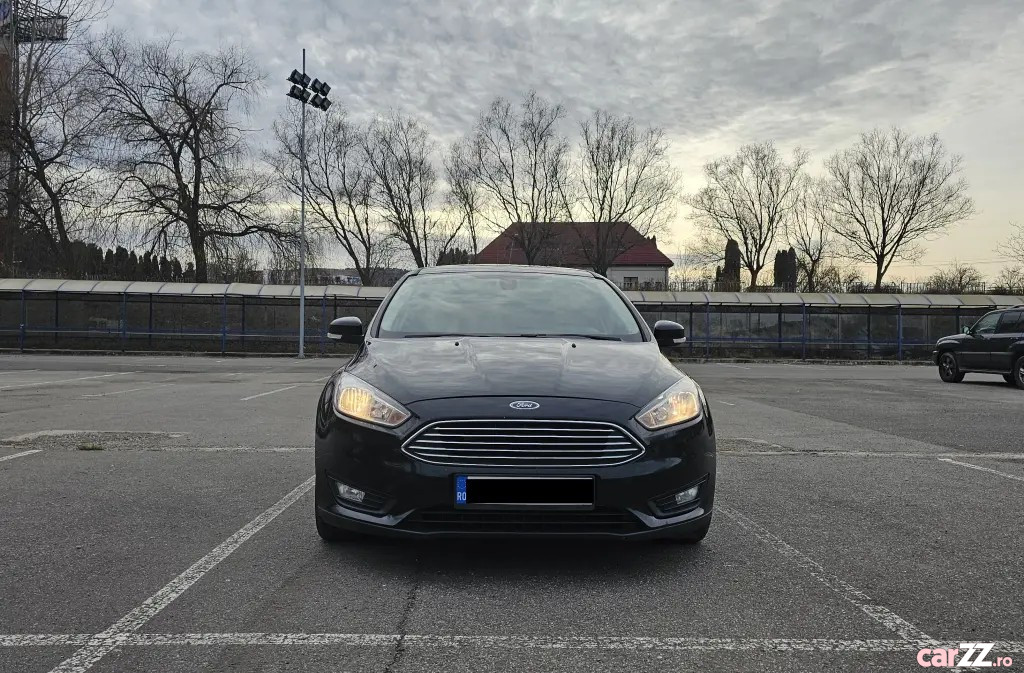 FORD Focus 2015 — imagine 8