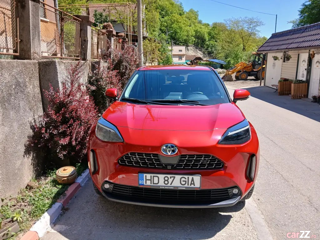 TOYOTA Yaris Cross 2023