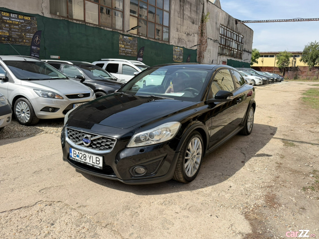 VOLVO C30