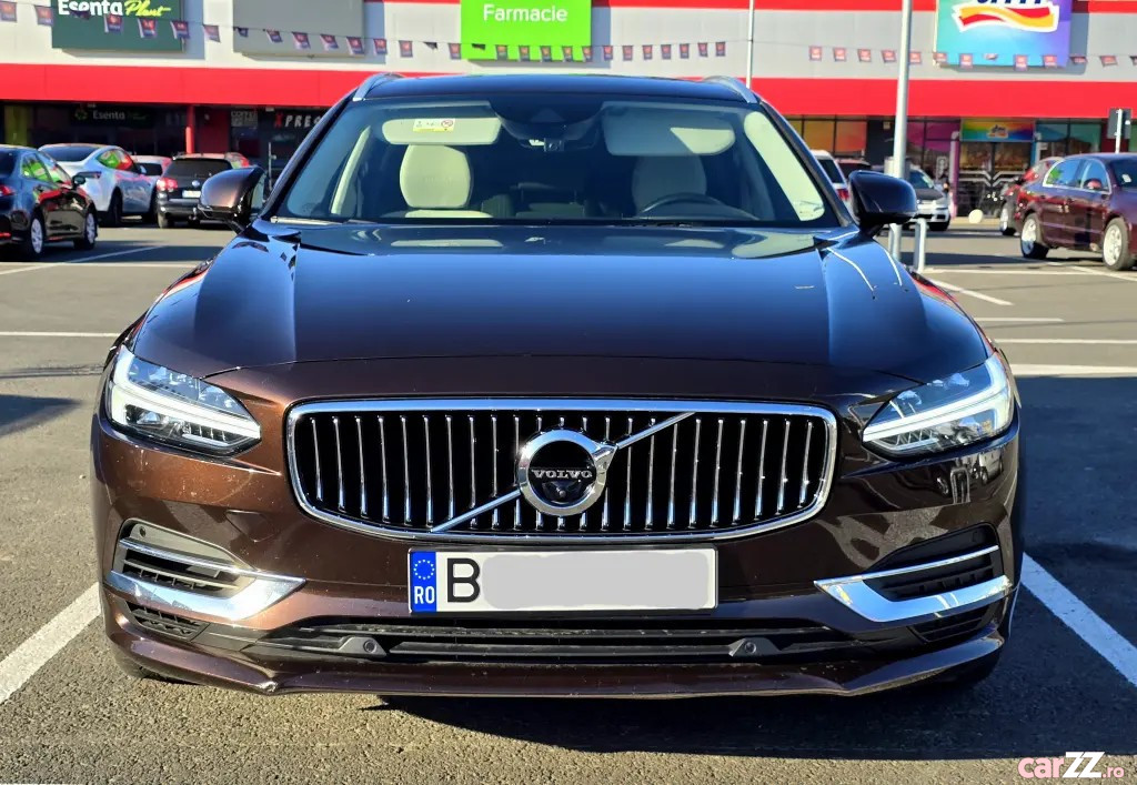 VOLVO V90 2020 — imagine 24